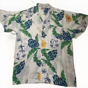 Vintage Mens Java Wraps Caribbean Islands Aloha Shirt, 1970's, Made in Indonesia